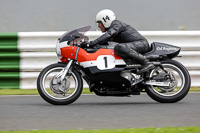 Vintage-motorcycle-club;eventdigitalimages;mallory-park;mallory-park-trackday-photographs;no-limits-trackdays;peter-wileman-photography;trackday-digital-images;trackday-photos;vmcc-festival-1000-bikes-photographs